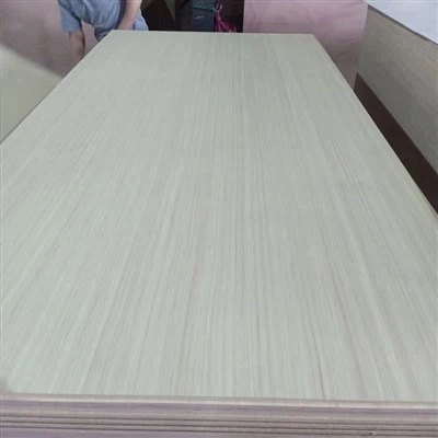 Poplar Veneer Faced Plywood